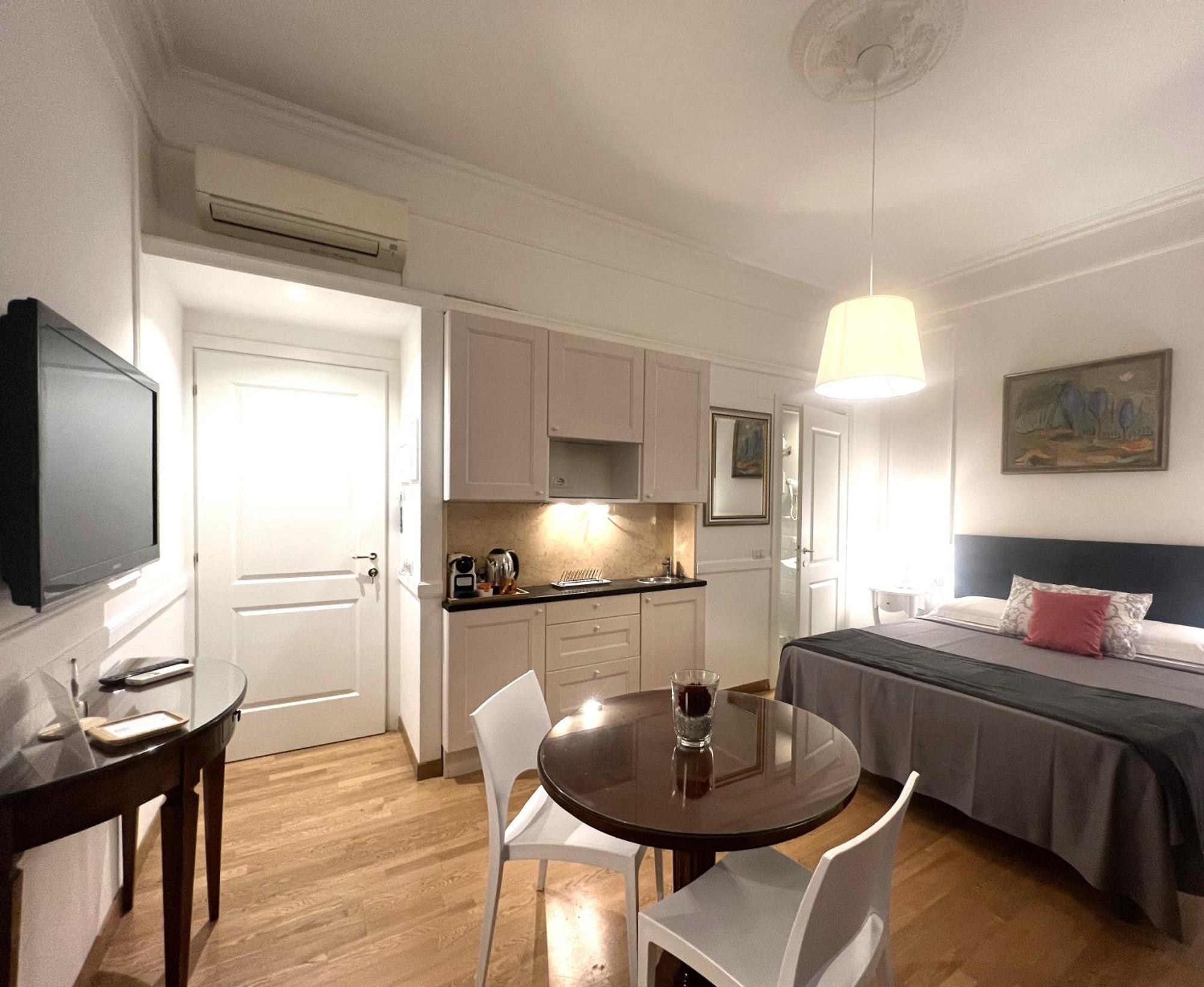 Interno Roma Hotel Eksteriør billede